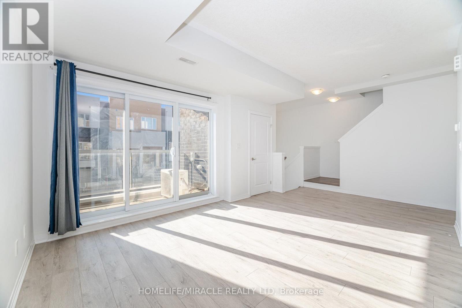 15 Visionary Avenue, Kitchener, Ontario  N2R 0R7 - Photo 6 - X12487213