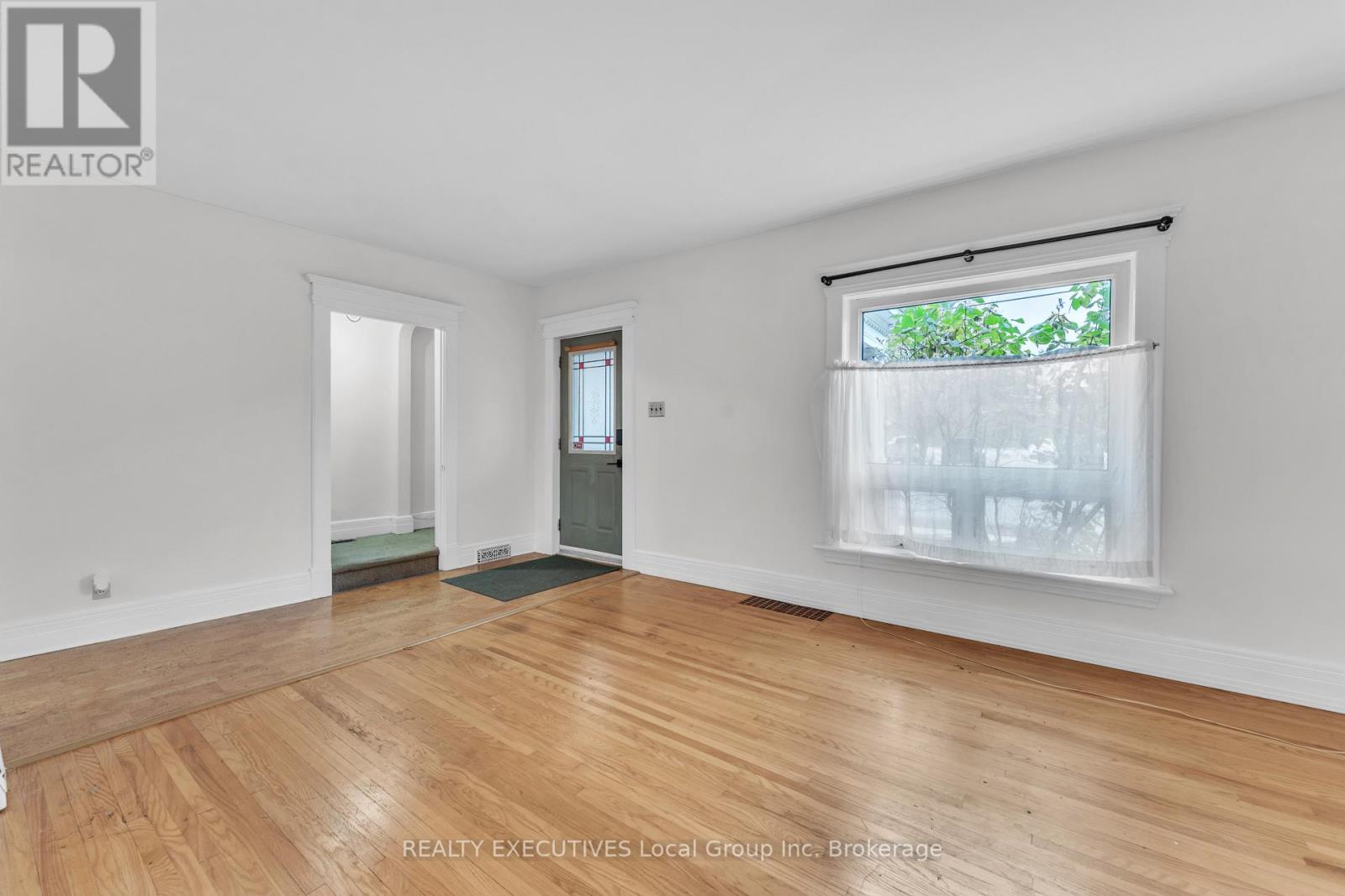 667 Jane Street, North Bay, Ontario  P1B 3H1 - Photo 7 - X12487294