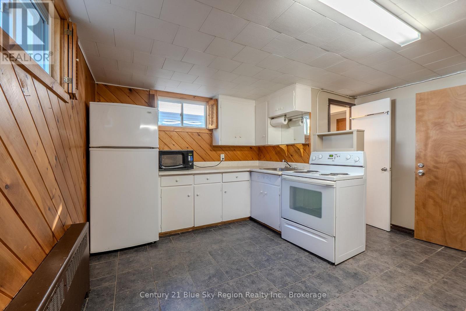 141 Duke Street W, North Bay (Central), Ontario  P1B 6E5 - Photo 26 - X12487327