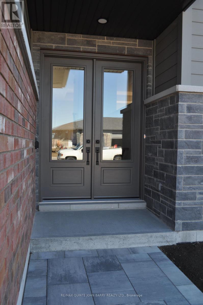 Lot 4 - 8 Parkland Circle, Quinte West, Ontario K8V 0R4 - Photo 2 - X12050778