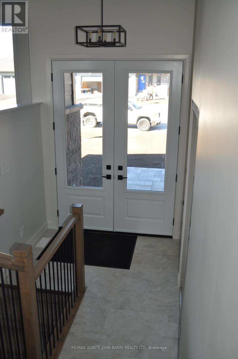 Lot 4 - 8 Parkland Circle, Quinte West, Ontario K8V 0R4 - Photo 4 - X12050778