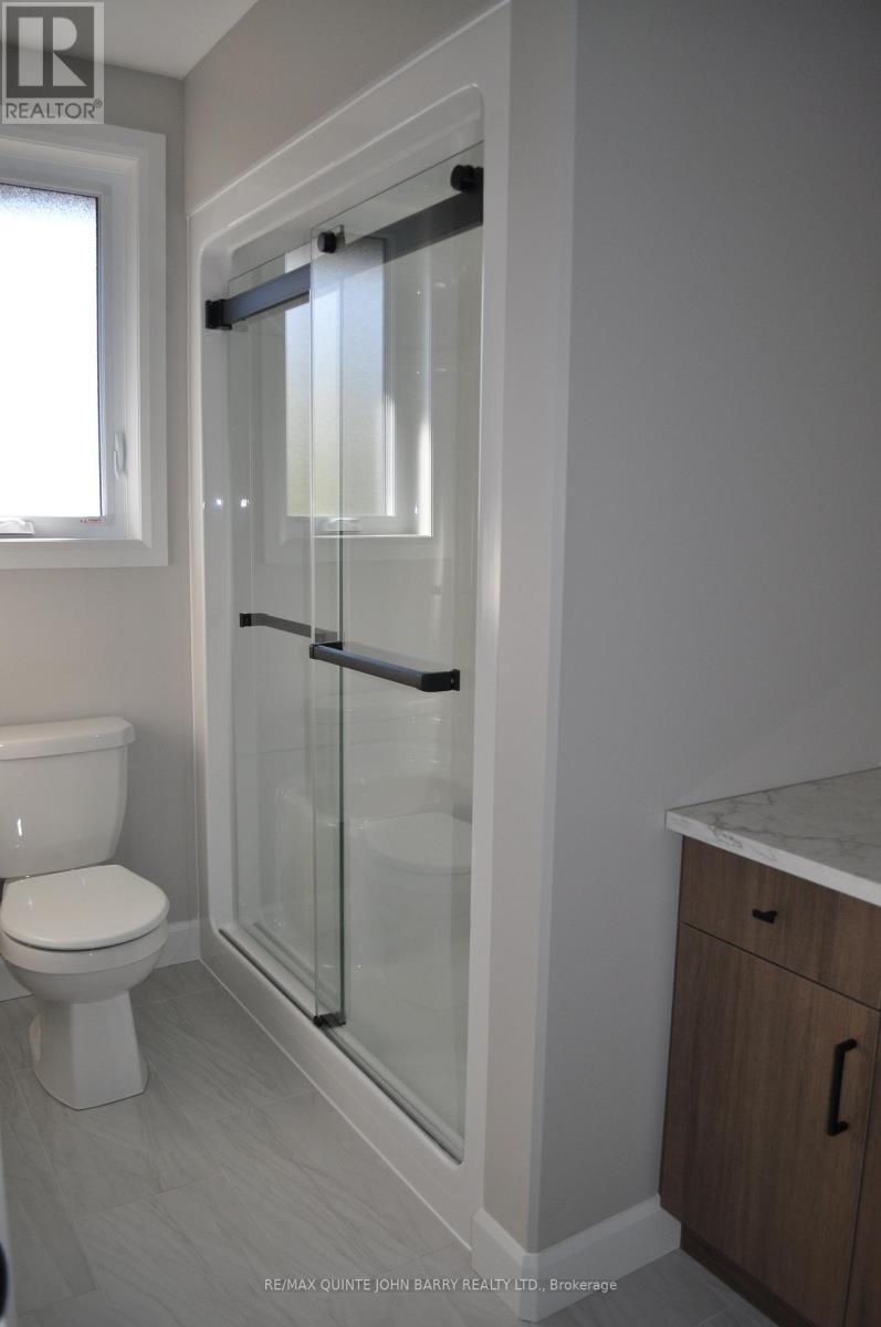 Lot 4 - 8 Parkland Circle, Quinte West, Ontario K8V 0R4 - Photo 15 - X12050778