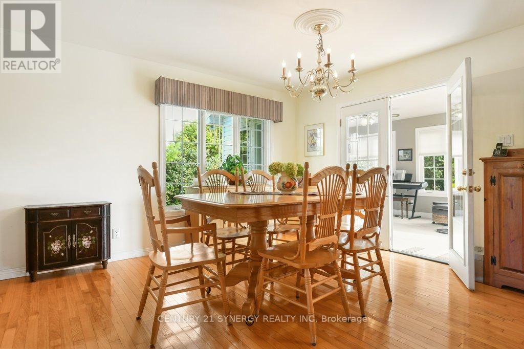 2502 Diamondview Road, Ottawa, Ontario  K0A 1L0 - Photo 16 - X12388467