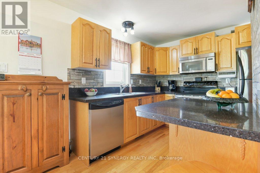 2502 Diamondview Road, Ottawa, Ontario  K0A 1L0 - Photo 19 - X12388467