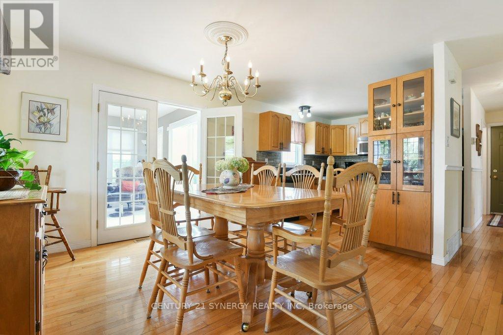 2502 Diamondview Road, Ottawa, Ontario  K0A 1L0 - Photo 15 - X12388467