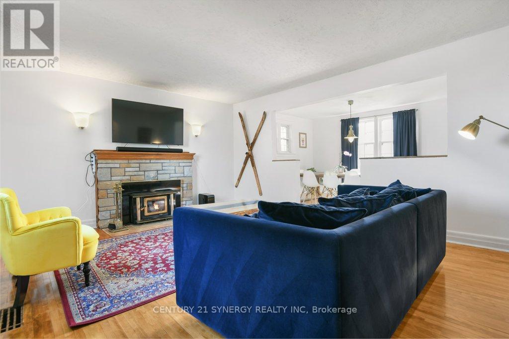 61 Daniel Street N, Arnprior, Ontario  K7S 2K6 - Photo 10 - X12469336