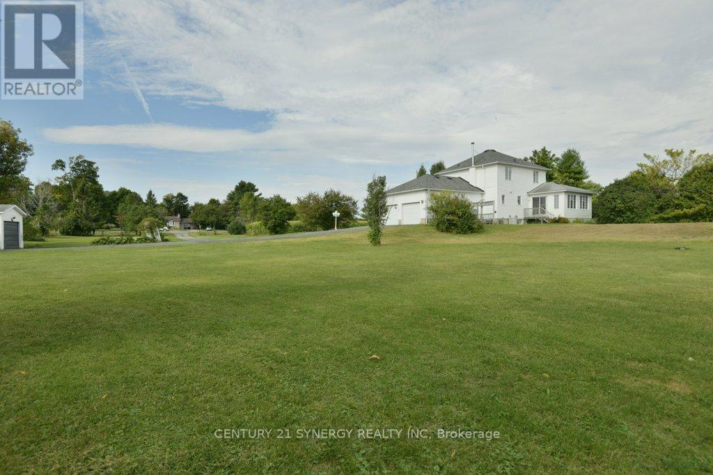 2502 Diamondview Road, Ottawa, Ontario  K0A 1L0 - Photo 37 - X12388467