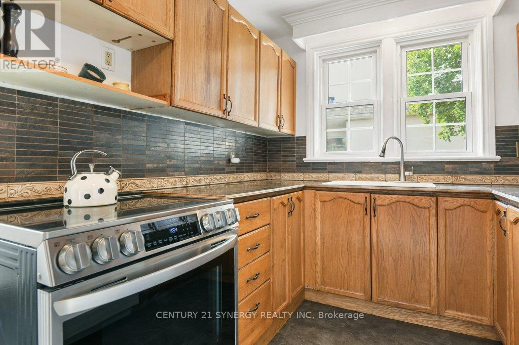 61 Daniel Street N, Arnprior, Ontario  K7S 2K6 - Photo 18 - X12469336