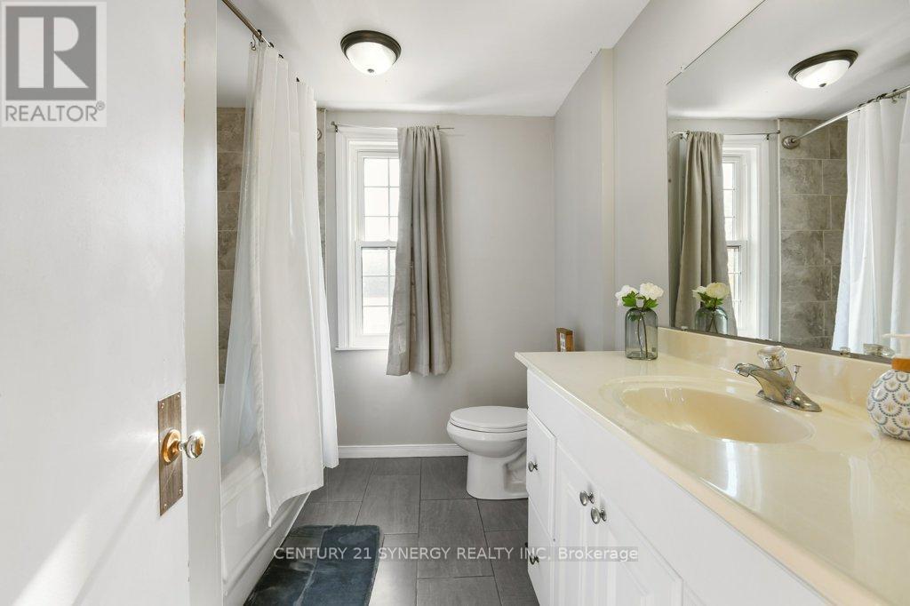 61 Daniel Street N, Arnprior, Ontario  K7S 2K6 - Photo 29 - X12469336