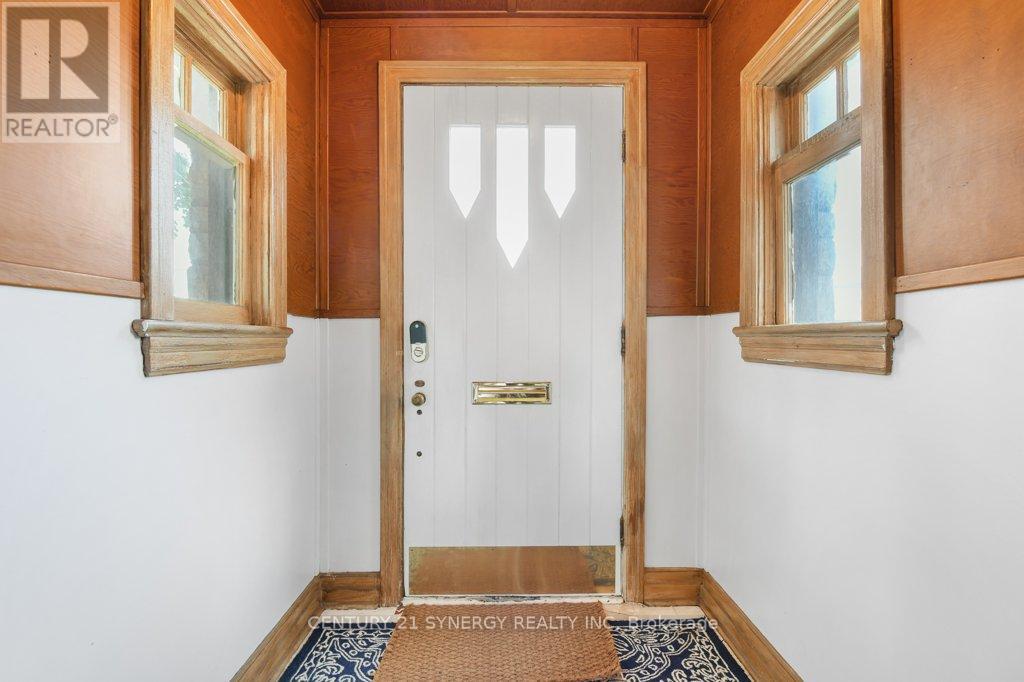 61 Daniel Street N, Arnprior, Ontario  K7S 2K6 - Photo 6 - X12469336