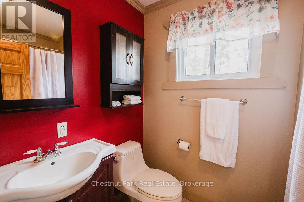 6131 Highway 11 Highway N, Temagami, Ontario  P0H 2H0 - Photo 28 - X12354903