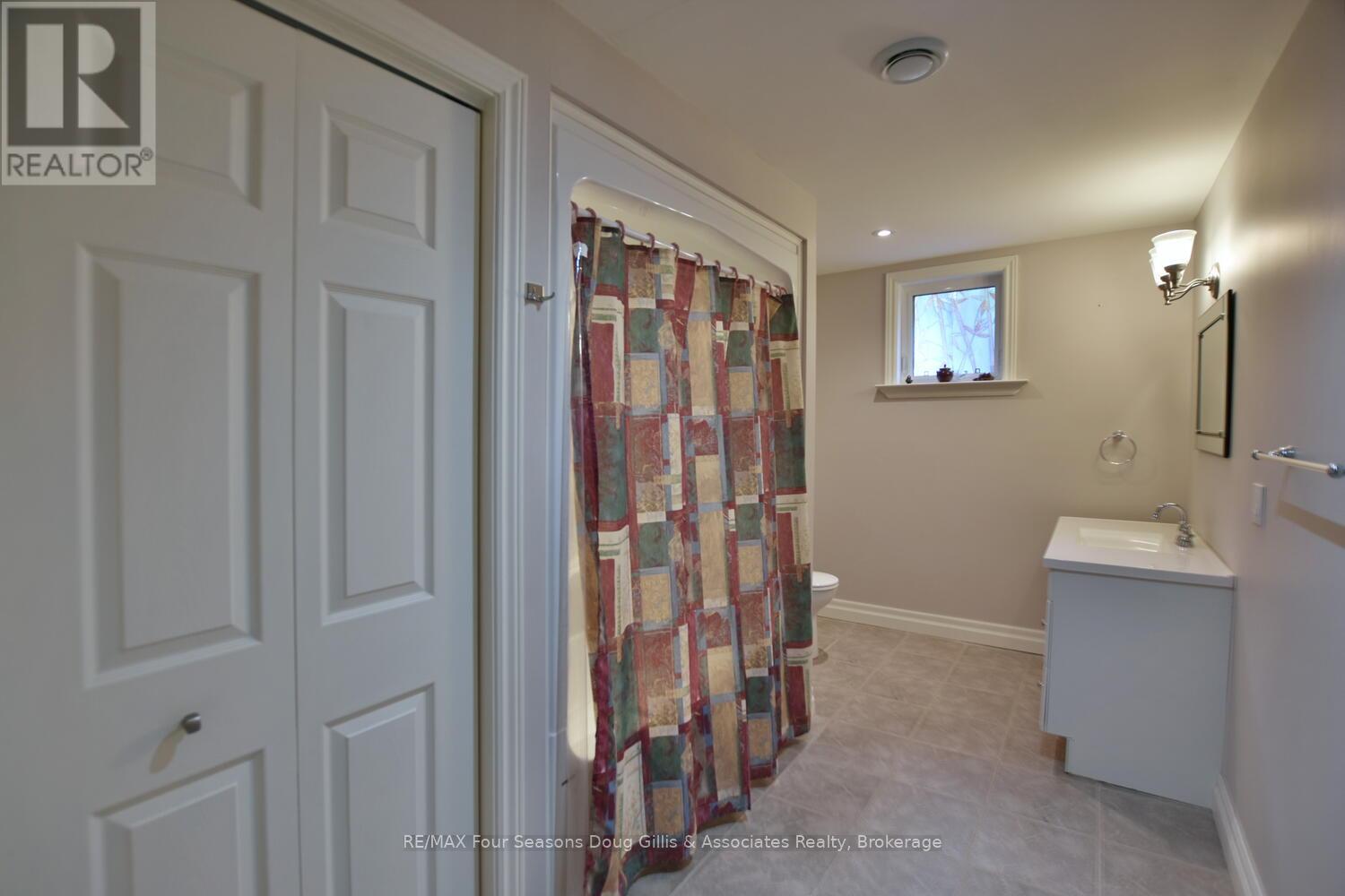 135 Algonquin Drive, Meaford, Ontario  N4L 0A7 - Photo 38 - X12467675