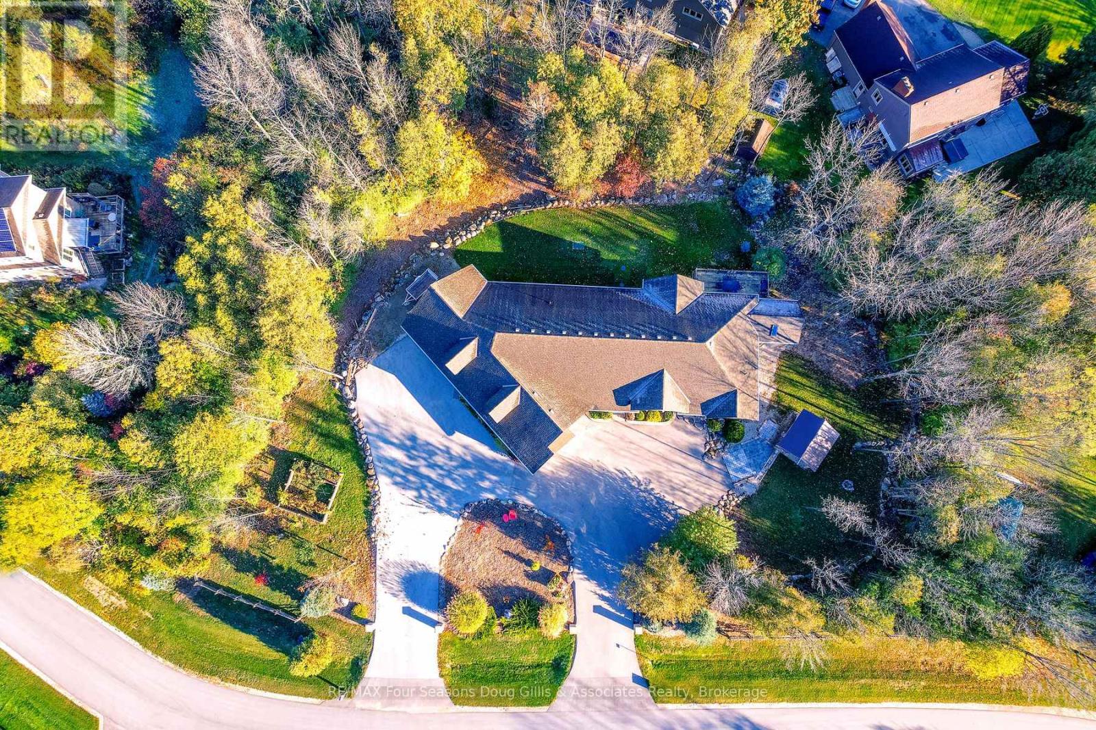 135 Algonquin Drive, Meaford, Ontario  N4L 0A7 - Photo 41 - X12467675