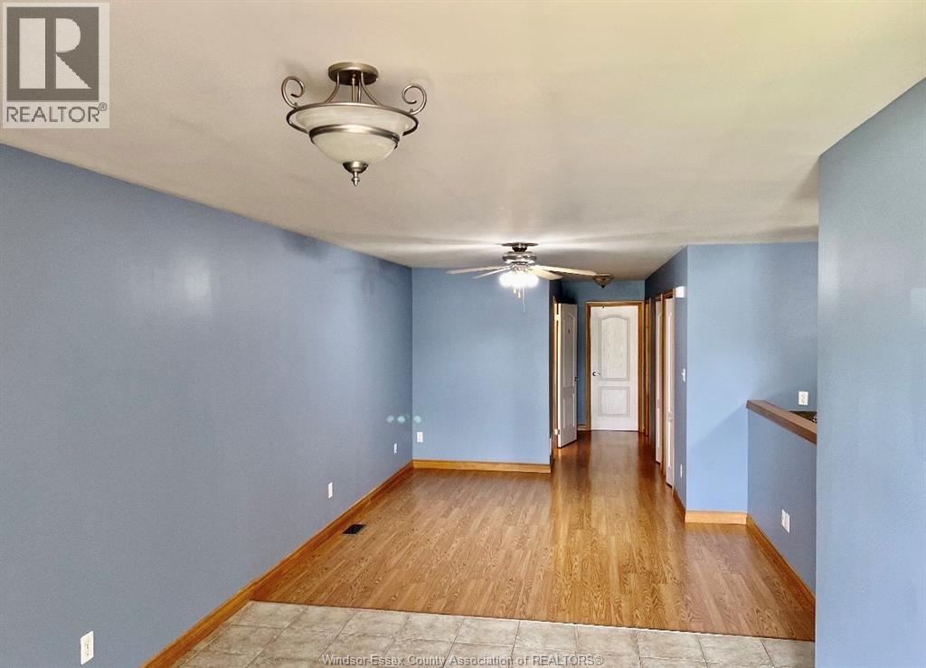 4316 Tumbleweed Crescent, Windsor, Ontario  N9G 3C1 - Photo 3 - 25027455