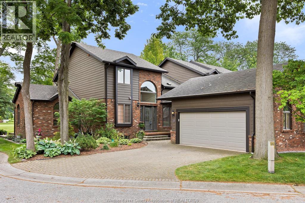 15 FAIRWAY CRESCENT, Amherstburg, Ontario