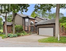 15 FAIRWAY CRESCENT, Amherstburg, Ontario