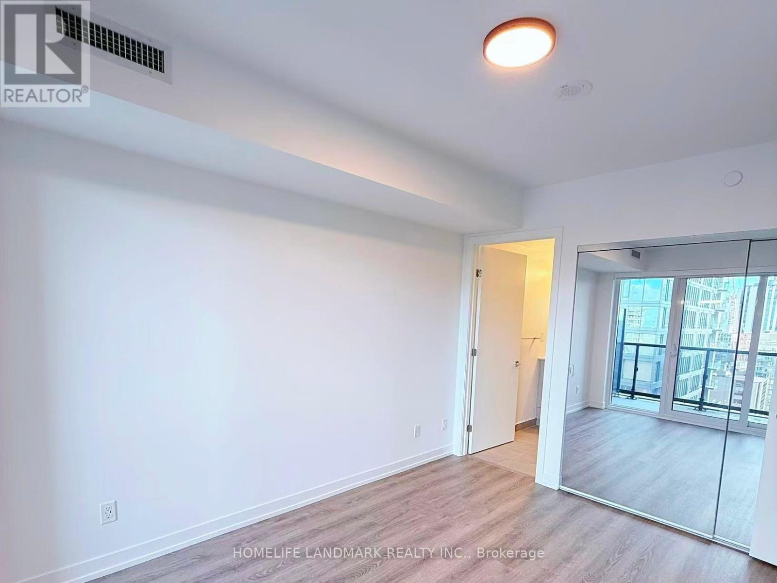 2201 - 771 Yonge Street, Toronto, Ontario  M4W 0B8 - Photo 15 - C12487232