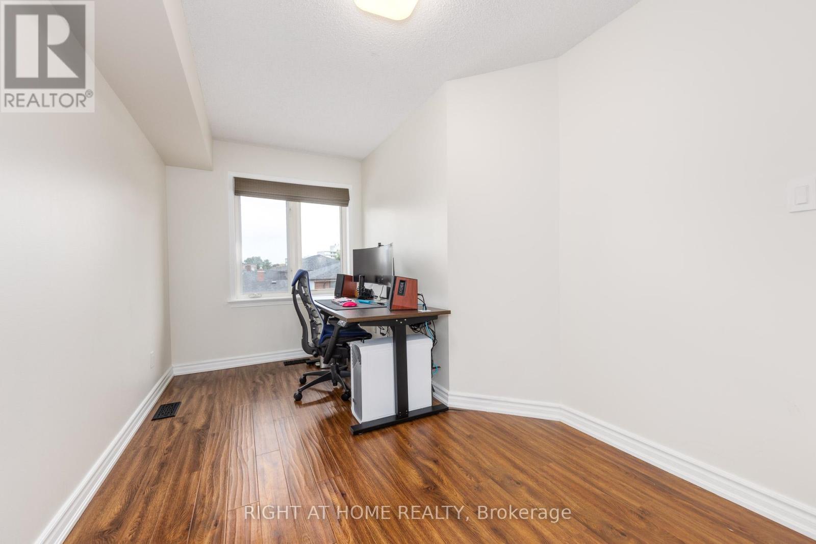 #32 - 988 Sheppard Avenue W, Toronto, Ontario  M3H 2T6 - Photo 15 - C12487246