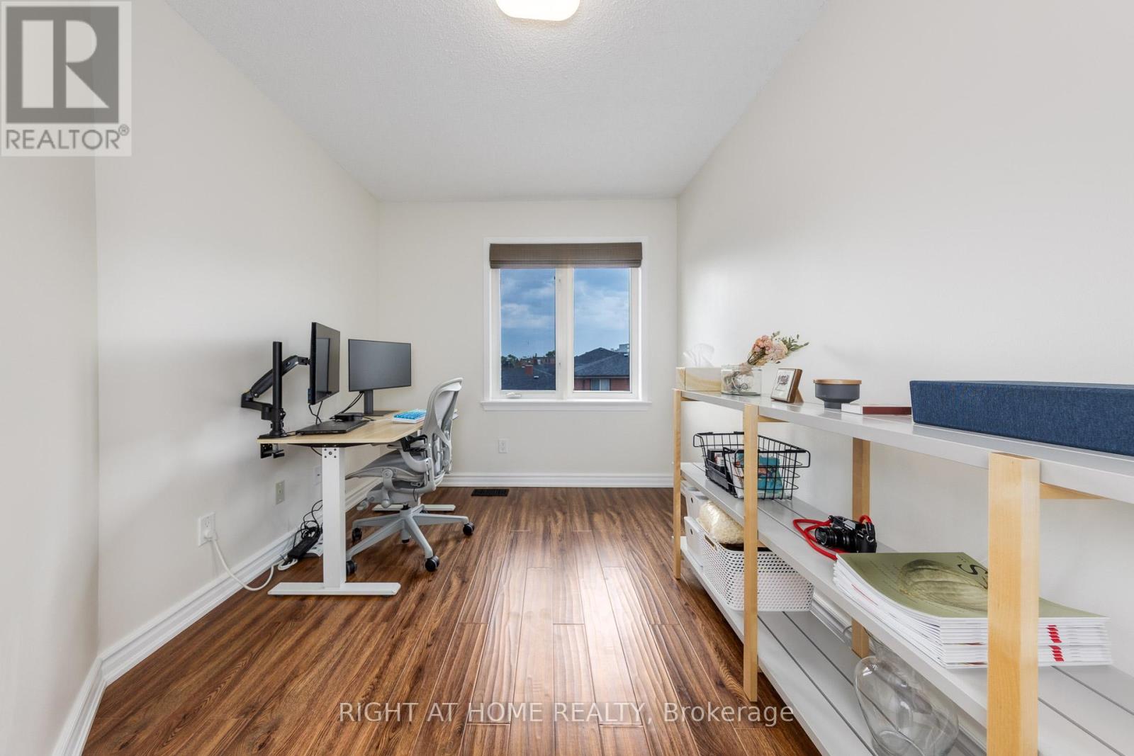 #32 - 988 Sheppard Avenue W, Toronto, Ontario  M3H 2T6 - Photo 17 - C12487246