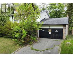 225 OLD YONGE STREET, Toronto, Ontario