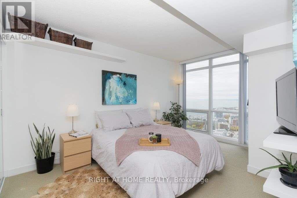 5301 - 11 Brunel Court, Toronto, Ontario  M5V 3Y3 - Photo 12 - C12487284