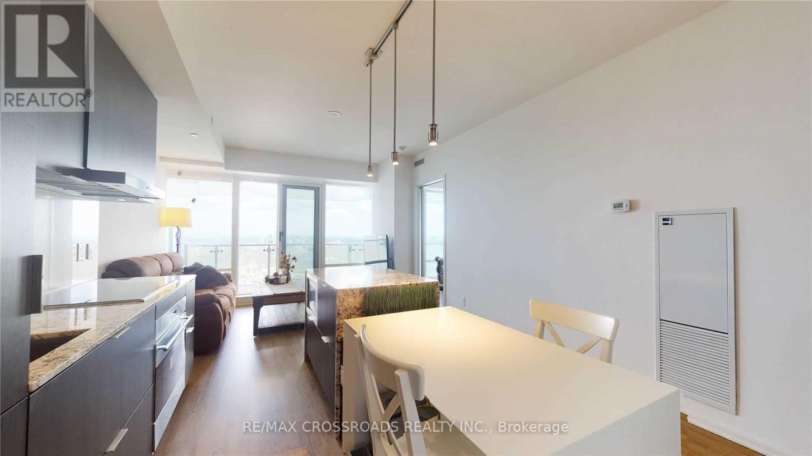 5010 - 1 Bloor Street E, Toronto, Ontario  M4W 1A9 - Photo 12 - C12487287