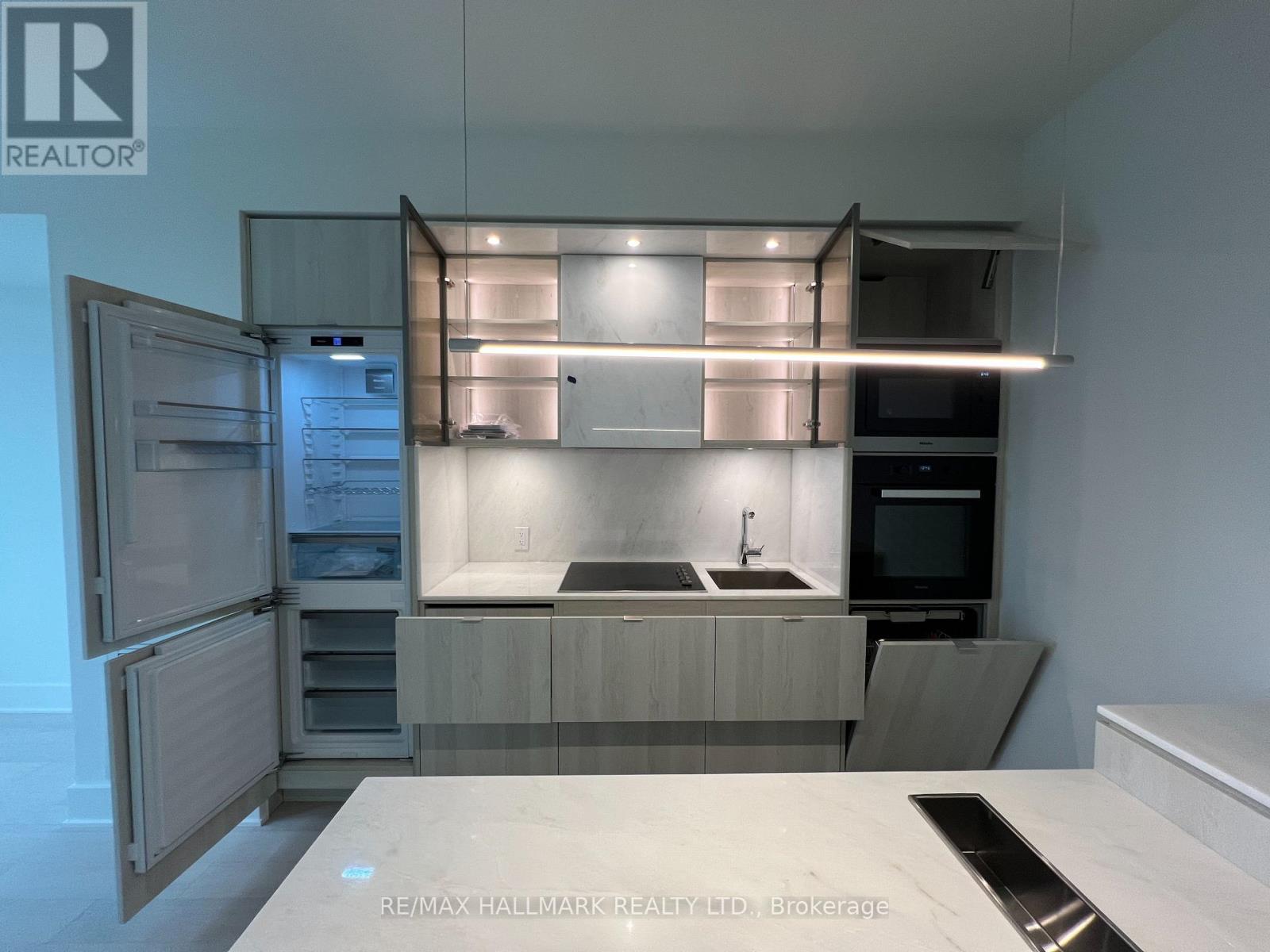 3410 - 11 Yorkville Avenue, Toronto, Ontario  M4W 0B7 - Photo 13 - C12487298