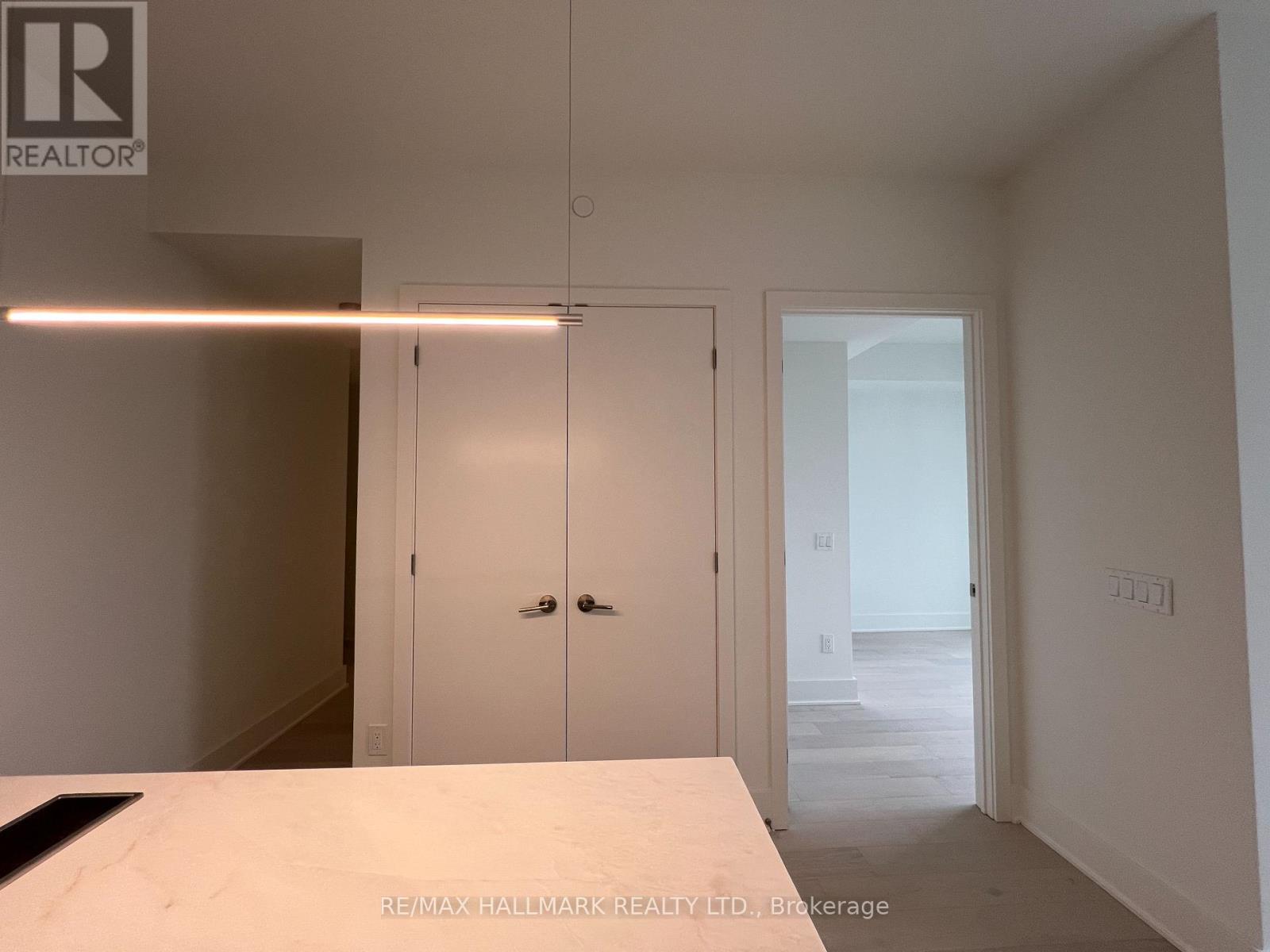 3410 - 11 Yorkville Avenue, Toronto, Ontario  M4W 0B7 - Photo 15 - C12487298