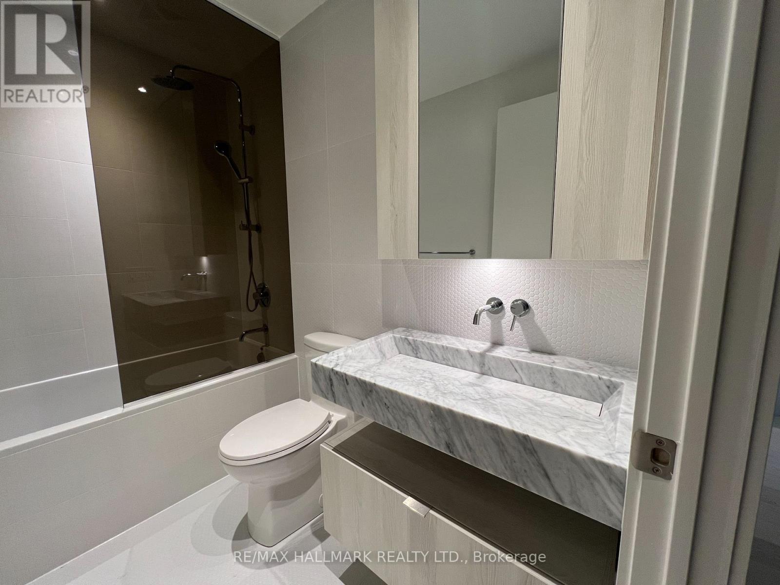 3410 - 11 Yorkville Avenue, Toronto, Ontario  M4W 0B7 - Photo 9 - C12487298