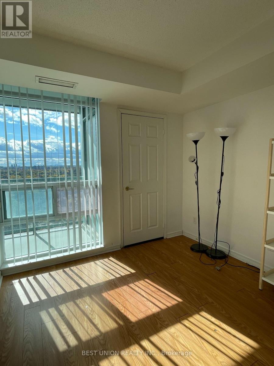 2205 - 5500 Yonge Street, Toronto, Ontario  M2N 7L1 - Photo 2 - C12487322