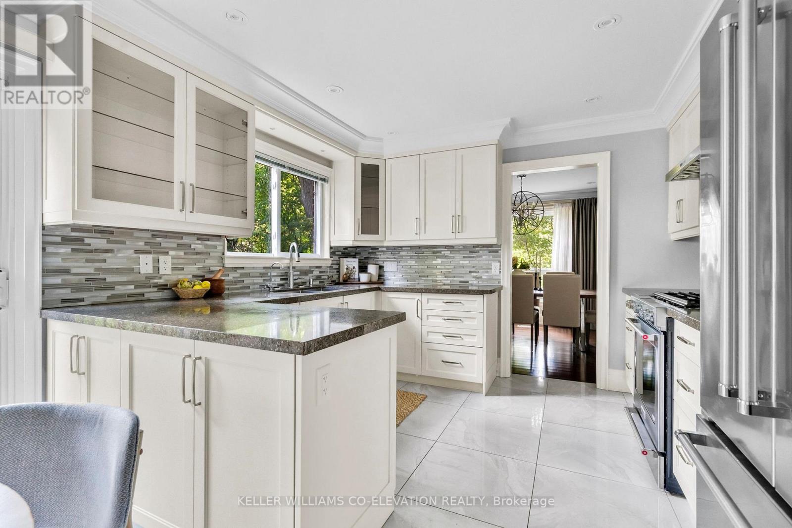 57 Tobruk Crescent, Toronto, Ontario  M2M 3B5 - Photo 16 - C12487326