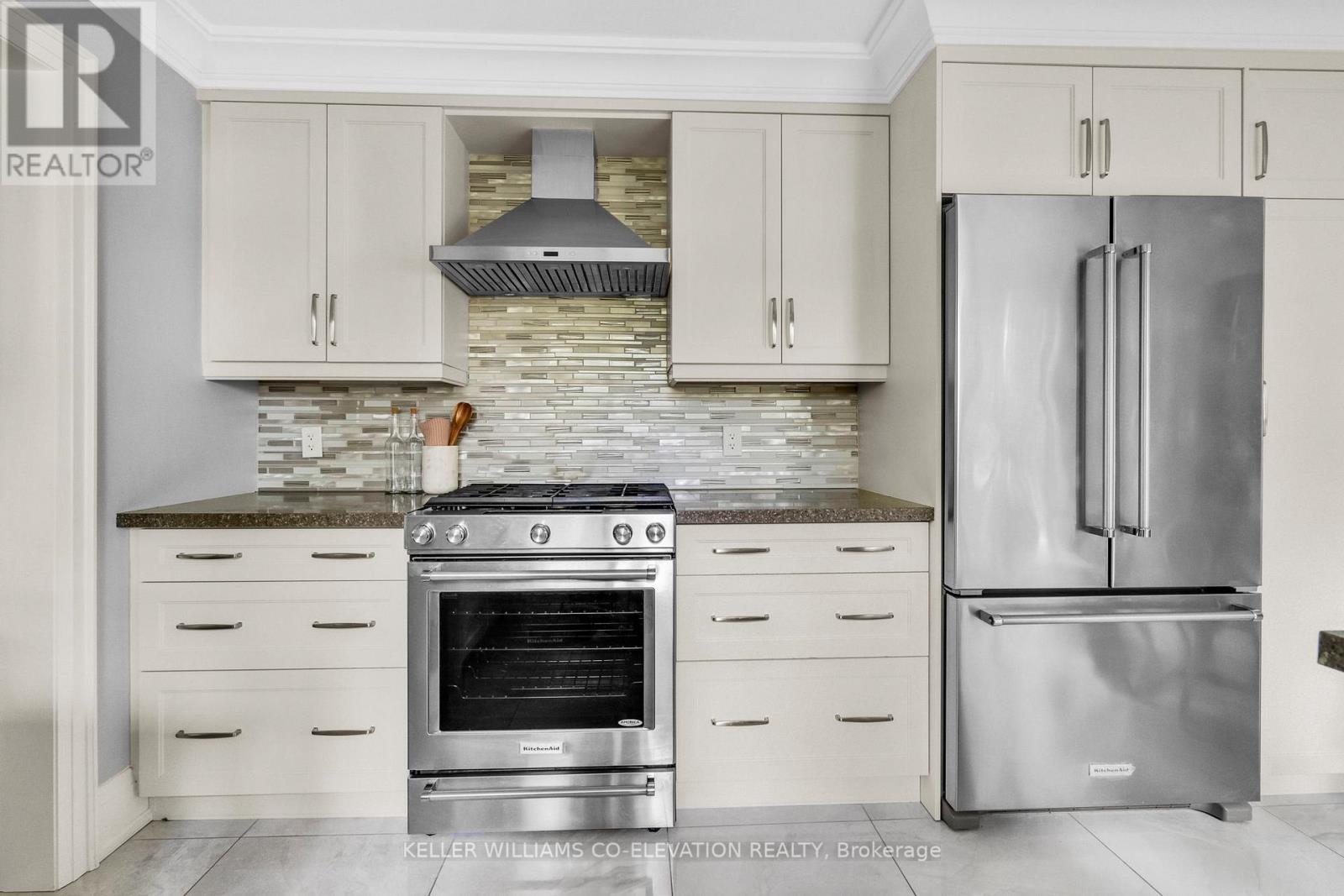 57 Tobruk Crescent, Toronto, Ontario  M2M 3B5 - Photo 18 - C12487326