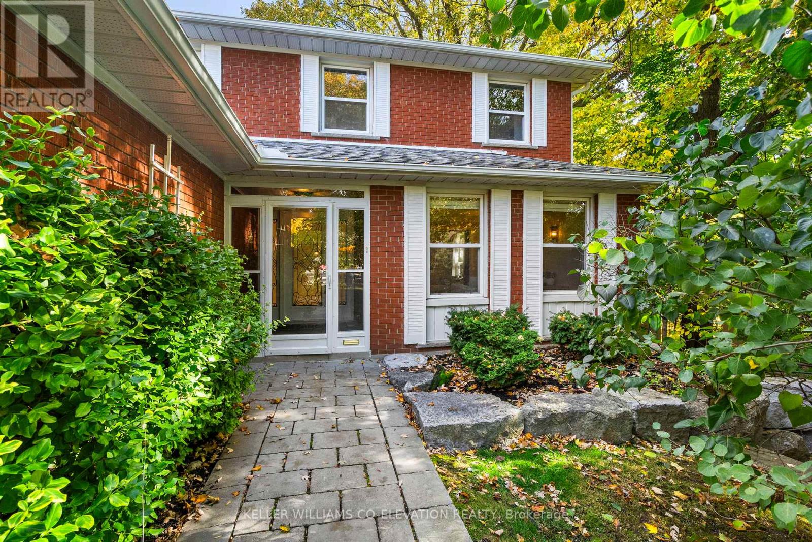 57 Tobruk Crescent, Toronto, Ontario  M2M 3B5 - Photo 2 - C12487326