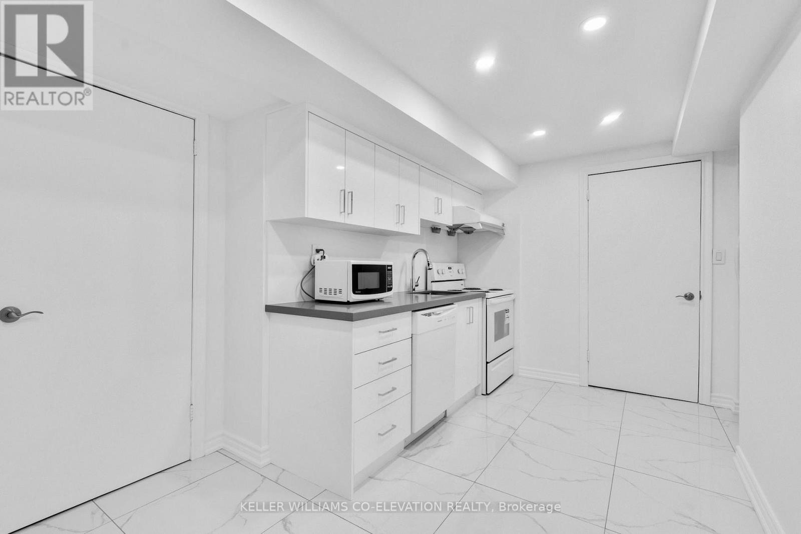 57 Tobruk Crescent, Toronto, Ontario  M2M 3B5 - Photo 41 - C12487326