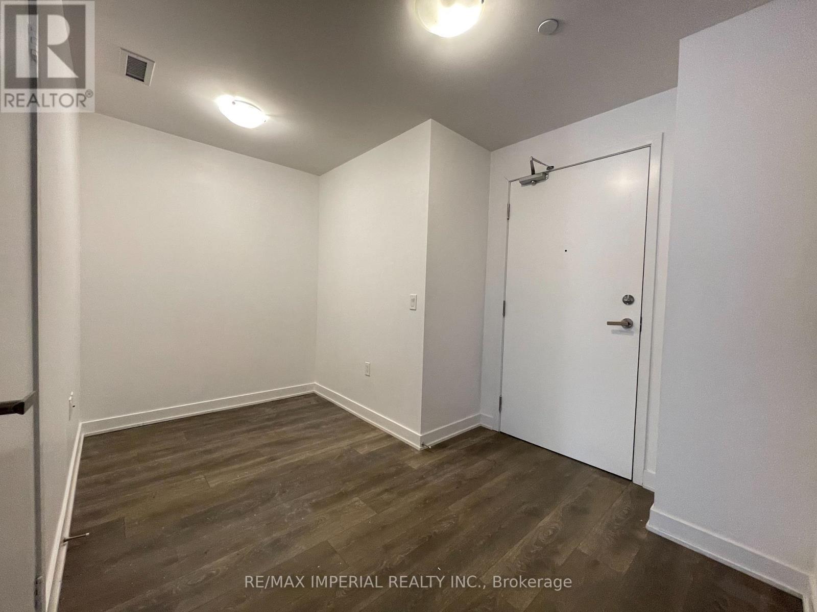 405 - 195 Redpath Avenue, Toronto, Ontario  M4P 0E4 - Photo 17 - C12487359