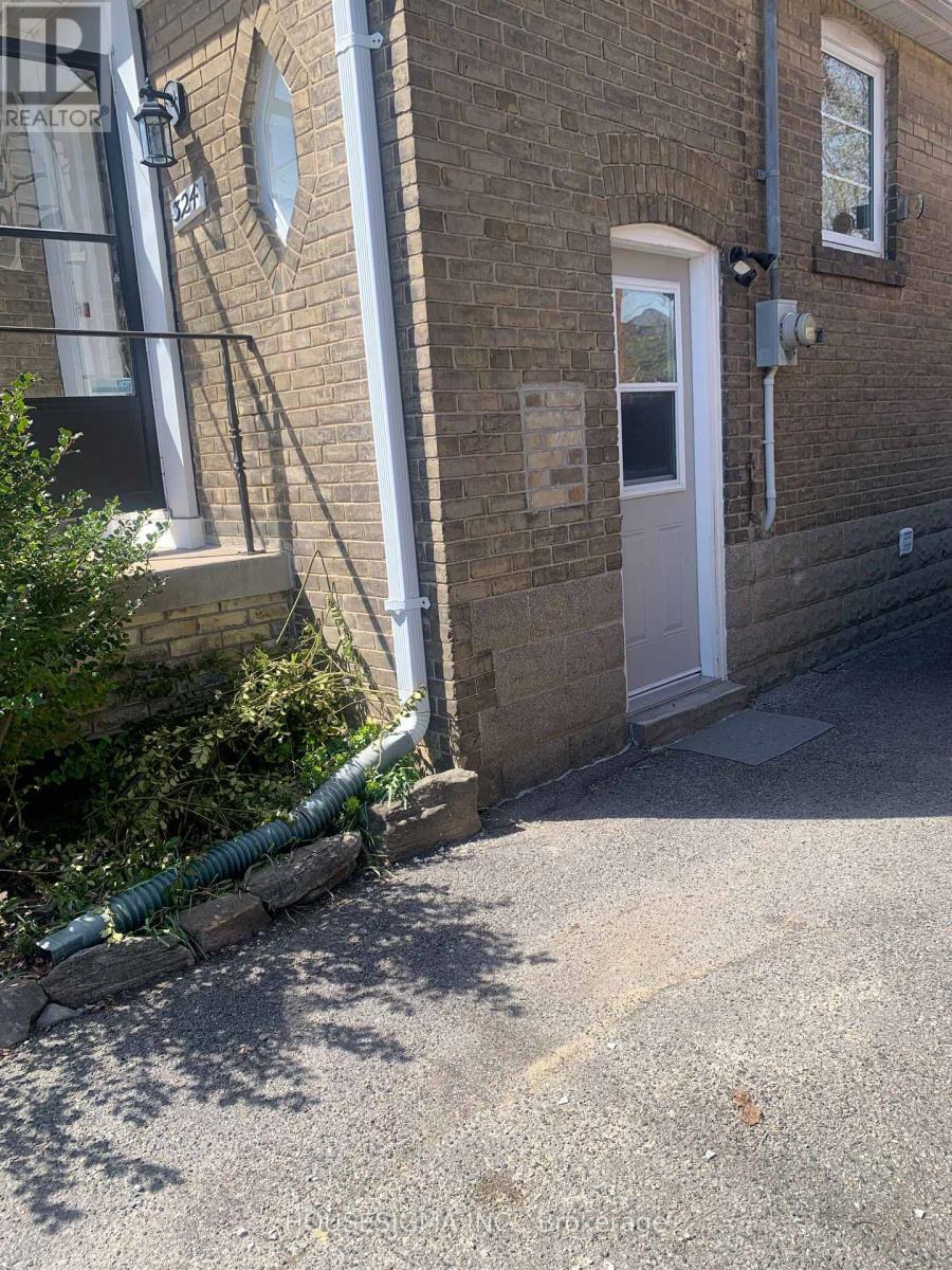 324 LAWRENCE AVENUE W, Toronto, Ontario