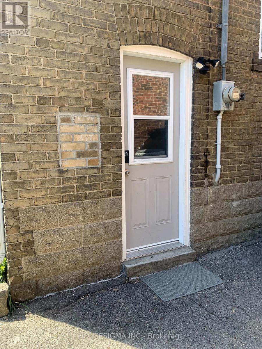 324 Lawrence Avenue W, Toronto, Ontario  M5M 1B4 - Photo 2 - C12487363