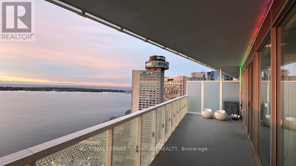 2603 - 15 Queens Quay E, Toronto, Ontario  M5E 0A4 - Photo 17 - C12487376