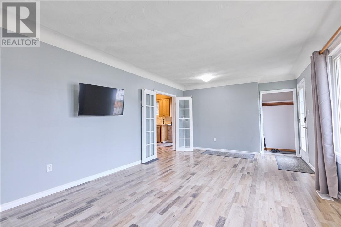 22 Catherine Drive, Sudbury, Ontario  P3L 1H3 - Photo 9 - 2125414