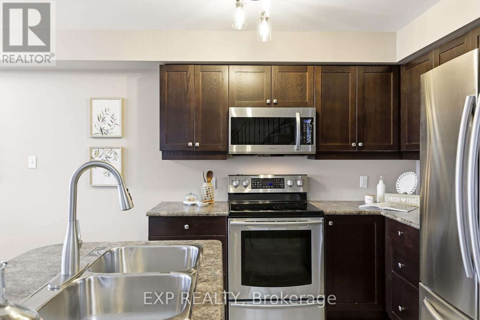 14 Westover Drive, Clarington, Ontario  L1C 0M7 - Photo 9 - E12487270