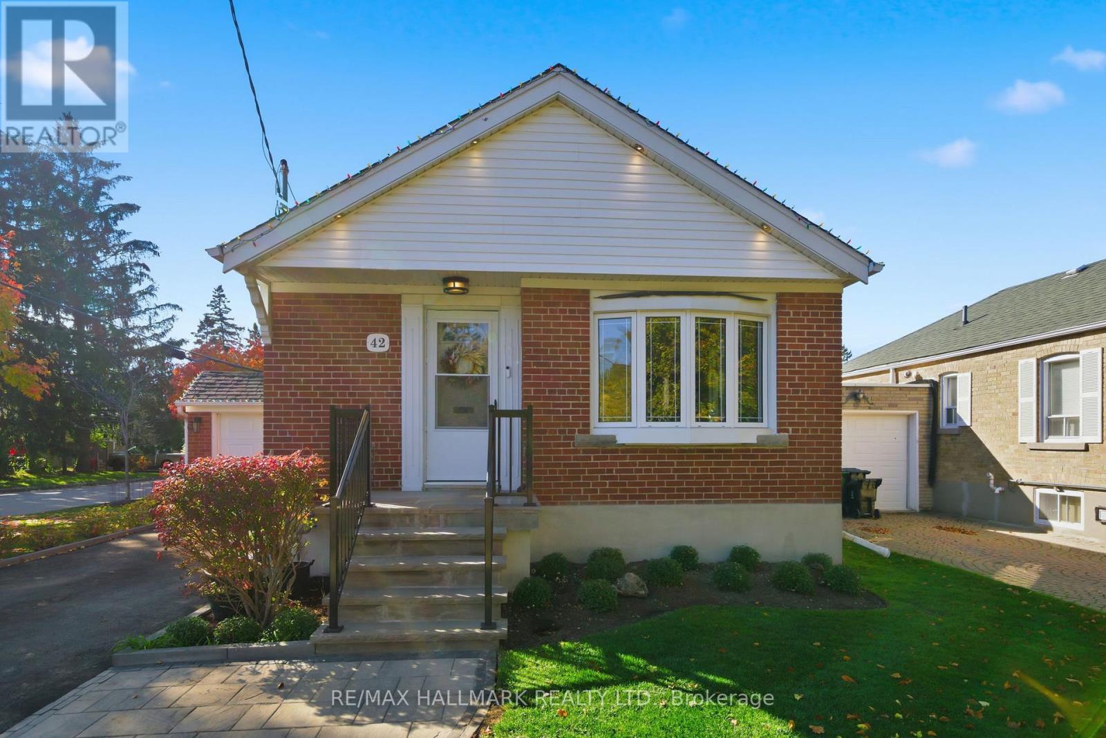 42 Marsh Road, Toronto, Ontario  M1K 1Y9 - Photo 3 - E12487272