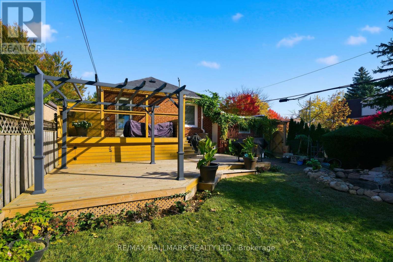 42 Marsh Road, Toronto, Ontario  M1K 1Y9 - Photo 45 - E12487272