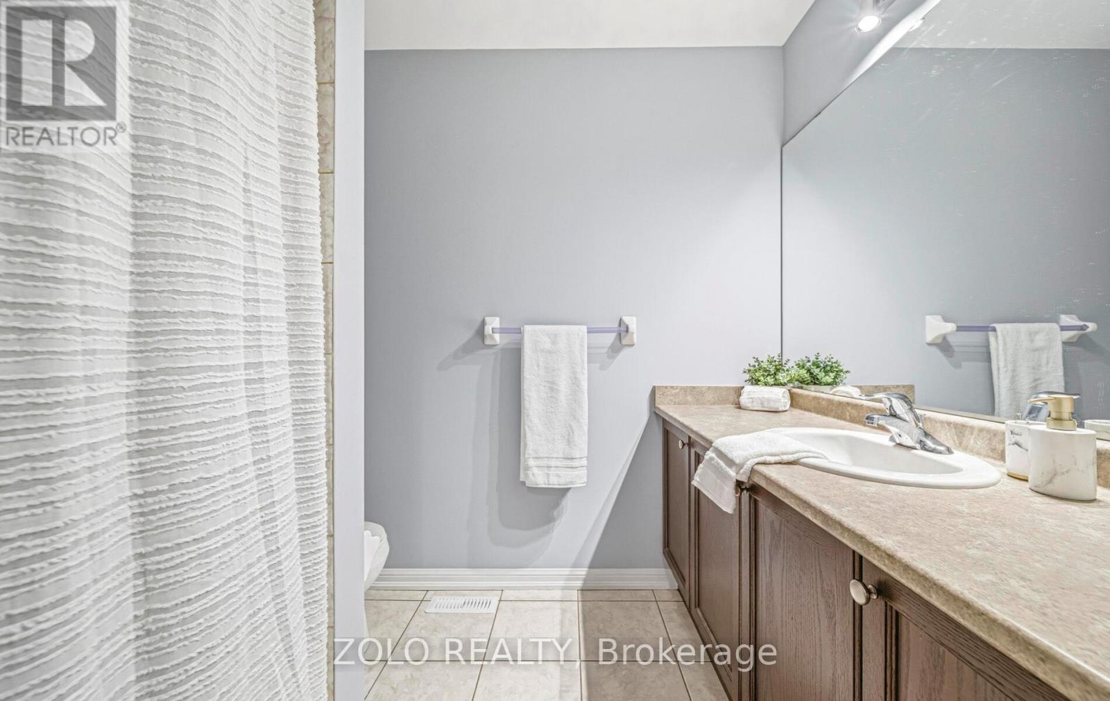 40 Farmstead Drive, Clarington (Bowmanville), Ontario  L1C 0K9 - Photo 20 - E12487288