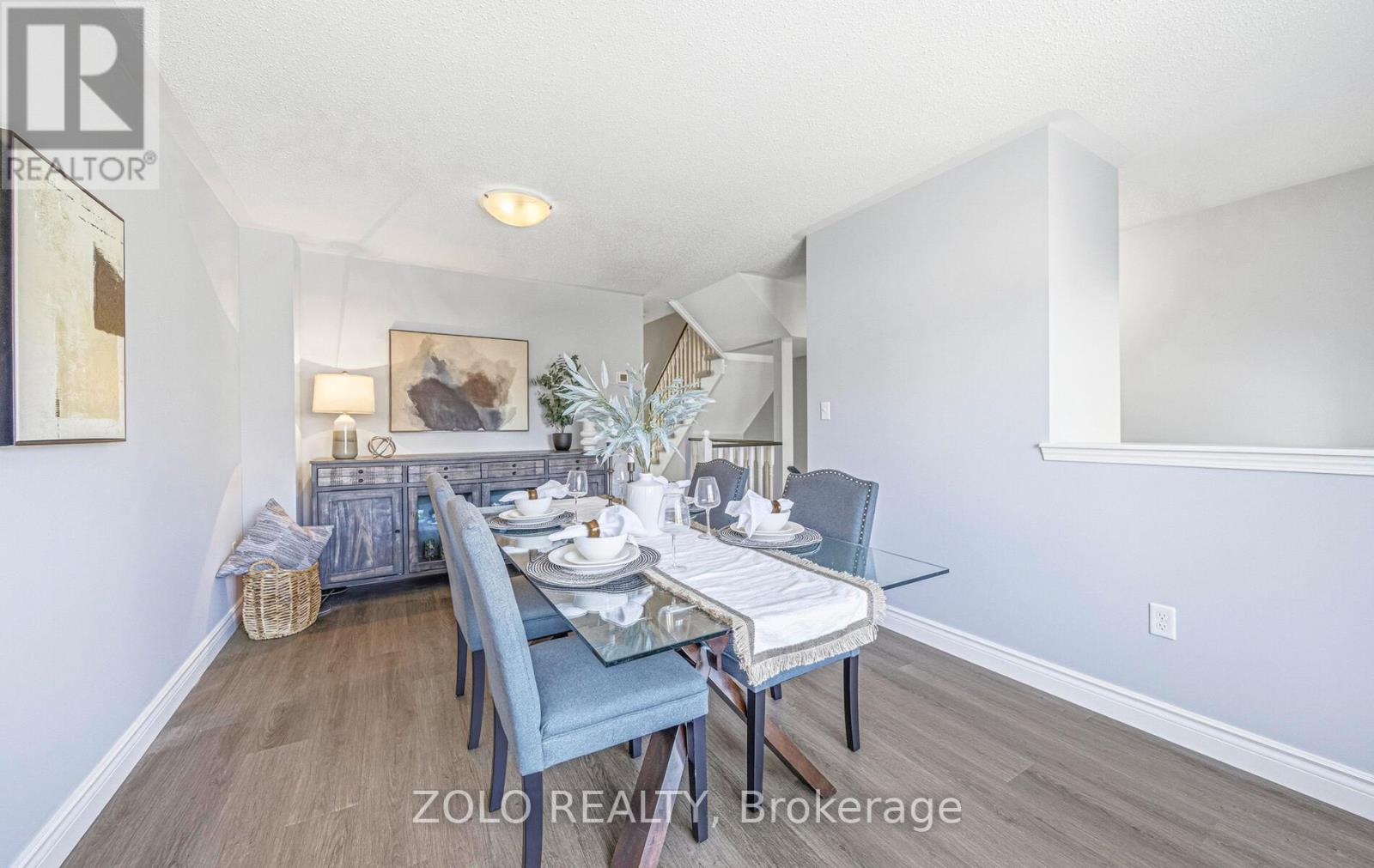 40 Farmstead Drive, Clarington (Bowmanville), Ontario  L1C 0K9 - Photo 6 - E12487288