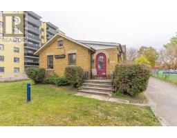 4 - 1641 Victoria Park Avenue, Toronto (Wexford-Maryvale), Ca