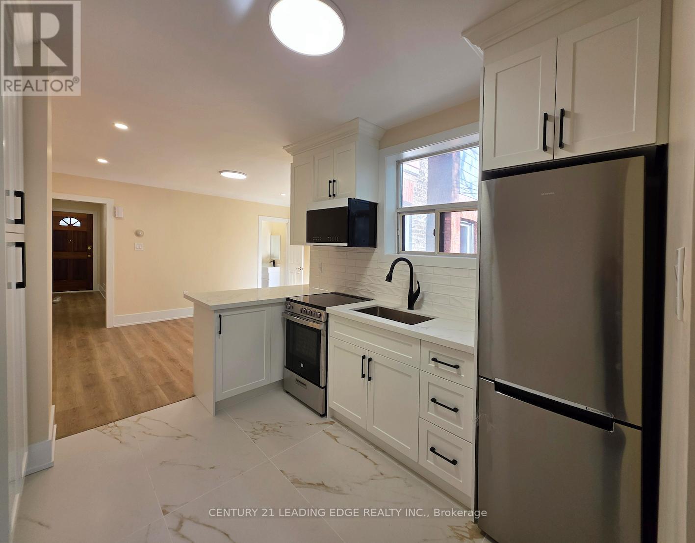 Main - 51 Dearbourne Avenue, Toronto, Ontario  M4K 1M6 - Photo 11 - E12487365