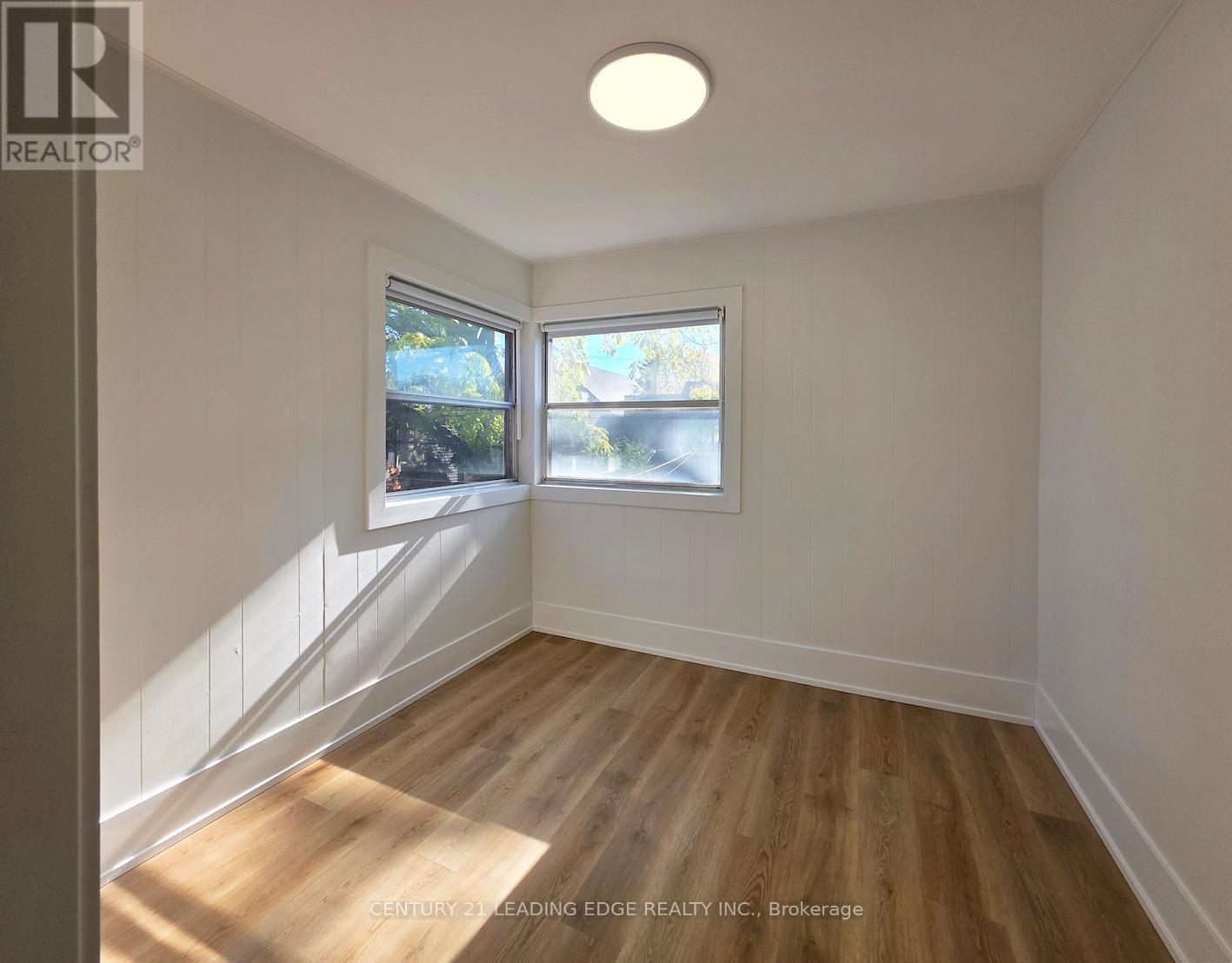 Main - 51 Dearbourne Avenue, Toronto, Ontario  M4K 1M6 - Photo 18 - E12487365