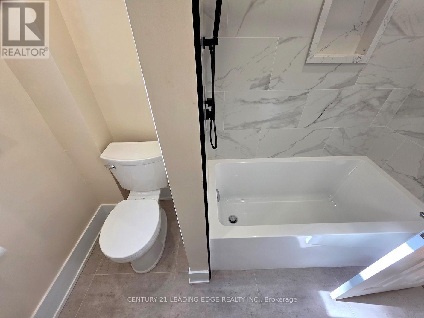 Main - 51 Dearbourne Avenue, Toronto, Ontario  M4K 1M6 - Photo 21 - E12487365