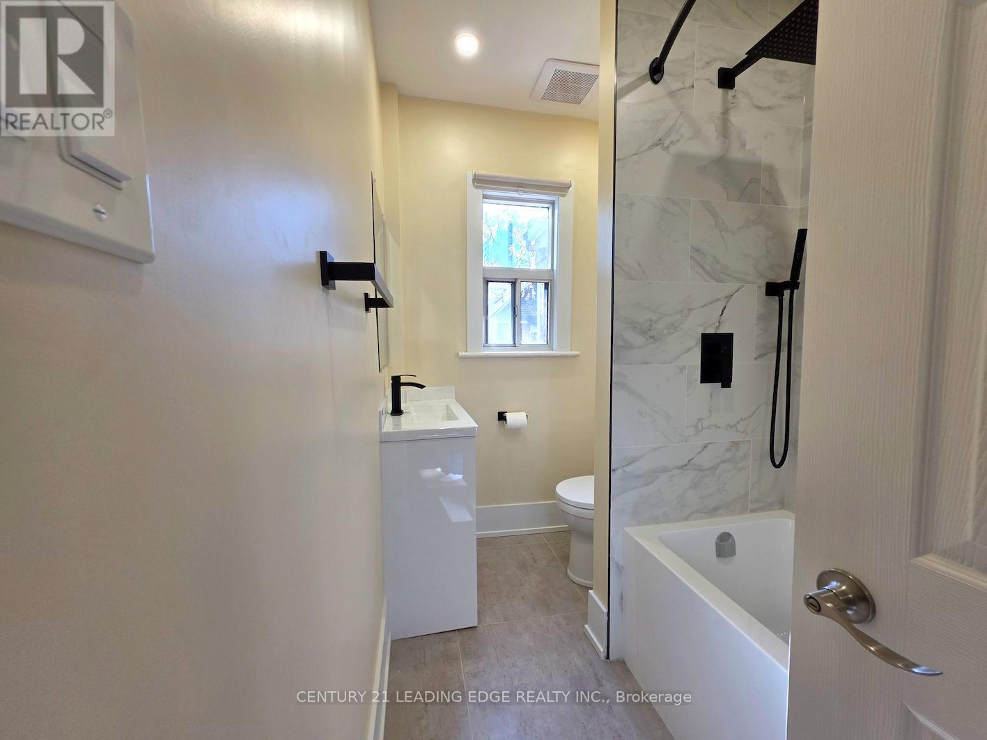 Main - 51 Dearbourne Avenue, Toronto, Ontario  M4K 1M6 - Photo 23 - E12487365