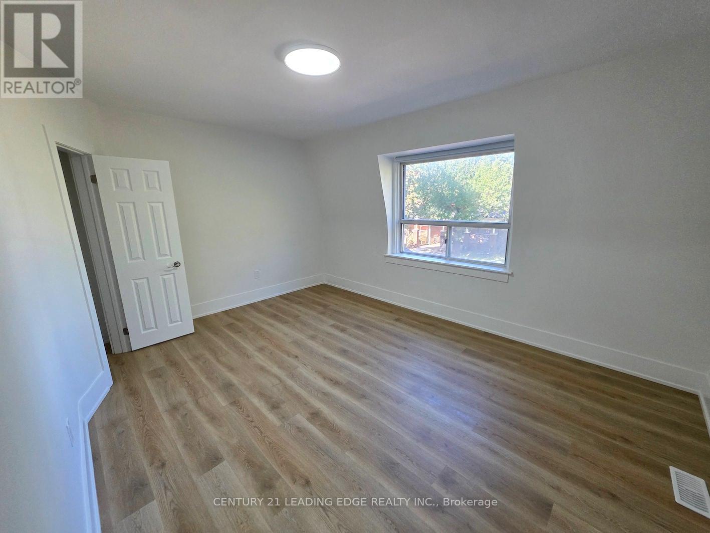 Main - 51 Dearbourne Avenue, Toronto, Ontario  M4K 1M6 - Photo 24 - E12487365